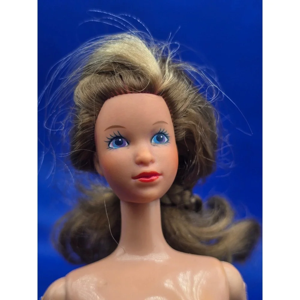 Vintage Mattel Heart Family Kiss & Cuddle Mom Barbie Doll 1986 No Clothes 80s
